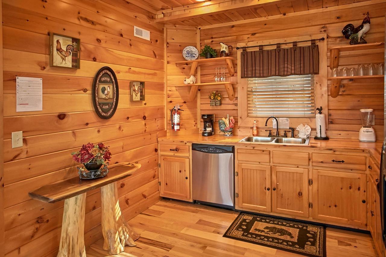 Lovers Loft #62 Sevierville Rum bild